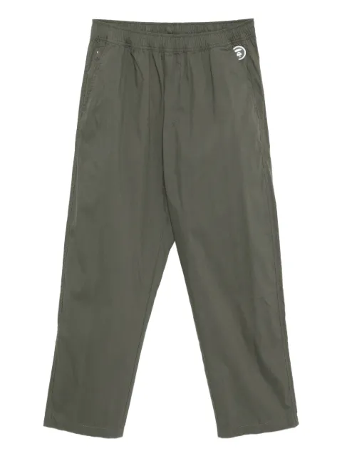 AAPE BY *A BATHING APE® logo-plaque trousers Green APTC628XXP