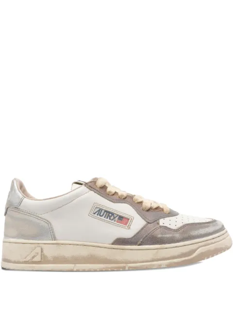 Autry leather logo sneakers White AVLMMT08