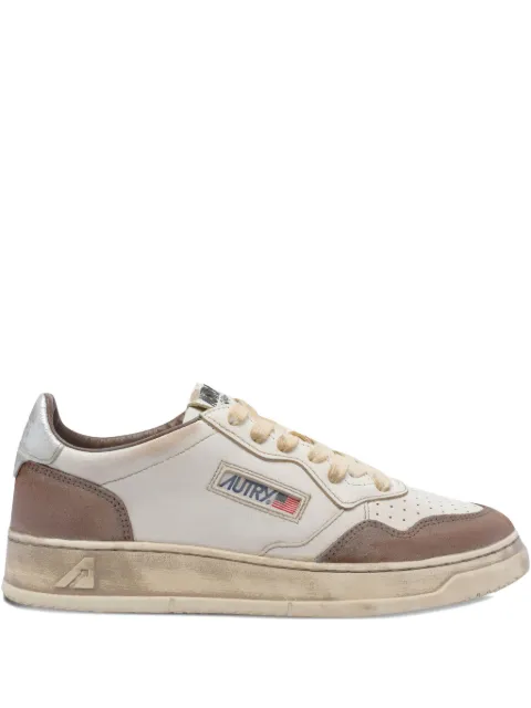 Autry Medalist Super Vintage leather sneakers White AVLMLS09
