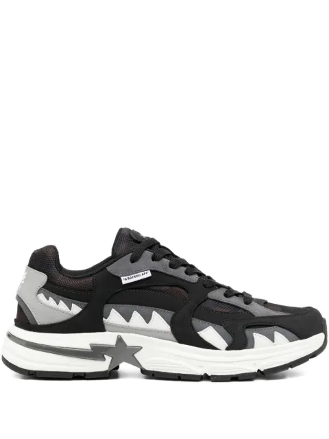 A BATHING APE® star-embellished trainers Black 001FWL301319M