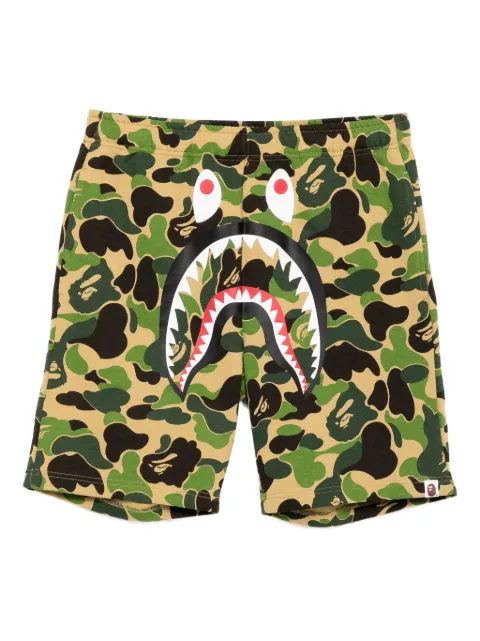 A BATHING APE® graphic-printed shorts Green 001SPL301010M