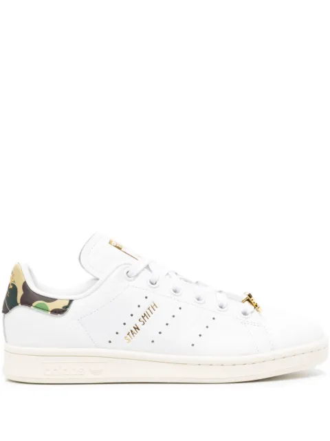 A BATHING APE® camouflage-detail leather trainers White 001FWJ732903C
