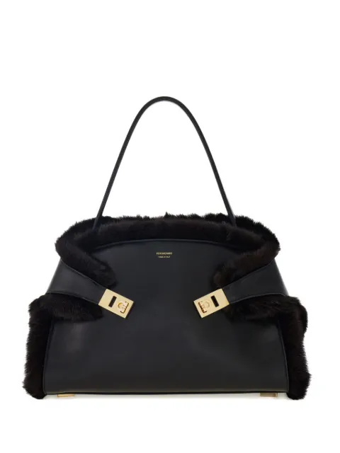 Ferragamo Hug soft shoulder bag L Black 787875