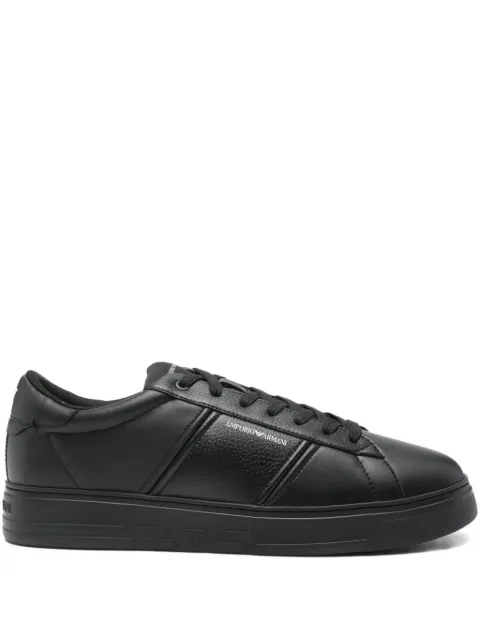 Emporio Armani logo-print low-top sneakers Black EM003701AF18017