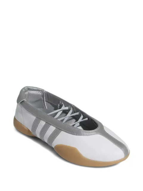 adidas Taekwondo Mei "Cloud White/Silver Metallic/Gum" sneakers White JQ6438