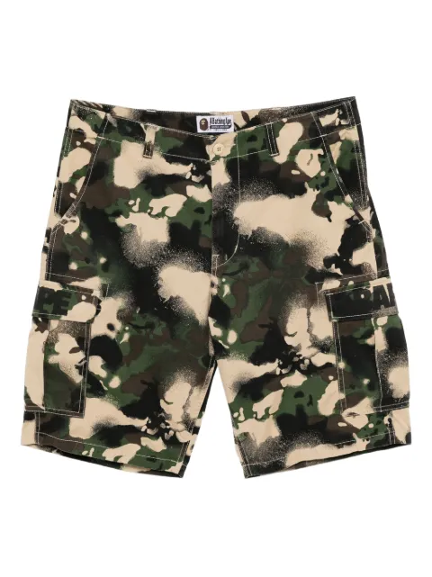 A BATHING APE® Map Camo cargo shorts Green 001SPL301003M