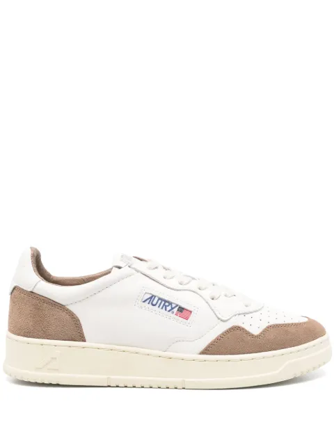 Autry Medalist low sneakers Neutrals AULMGS43