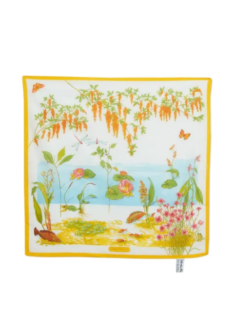 Ferragamo Pre-Owned printed handkerchief Neutrals 984371
