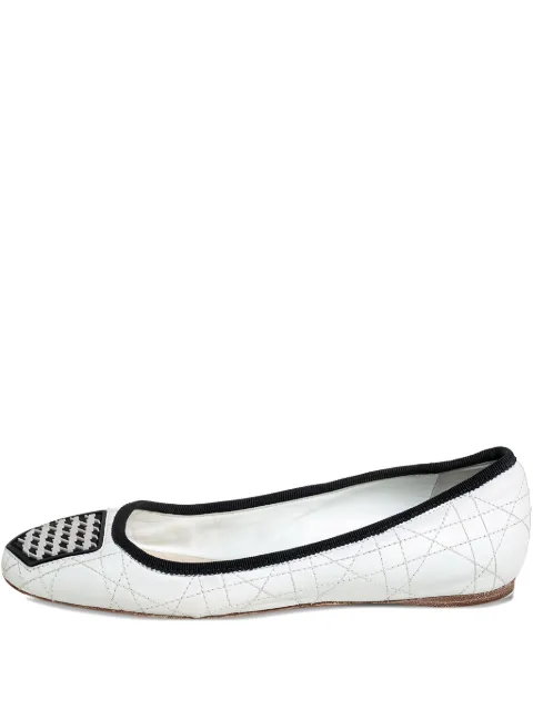 Christian Dior Pre-Owned Cannage-stitch ballet flats White 413762