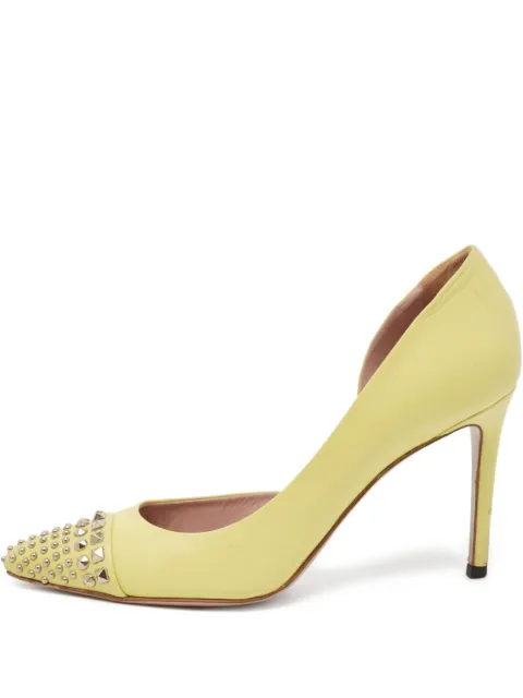 Gucci Pre-Owned 95mm studded pumps Yellow 927811