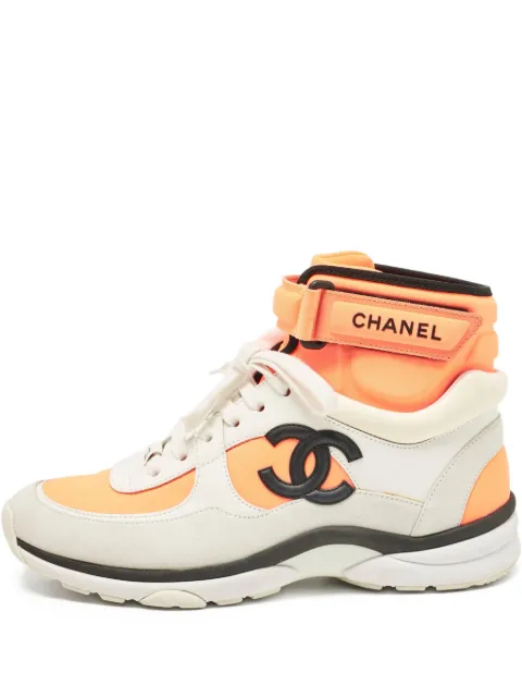 CHANEL Pre-Owned Interlocking CC-patch sneakers White 1116958