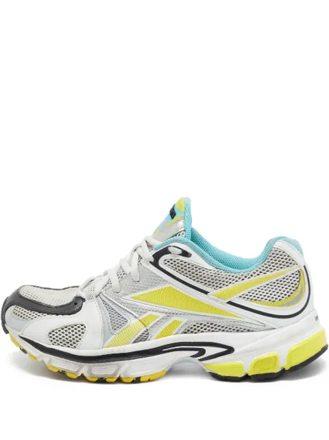 VETEMENTS x Reebok pre-owned Spike Runner 200 mesh-panelled sneakers White 1024548