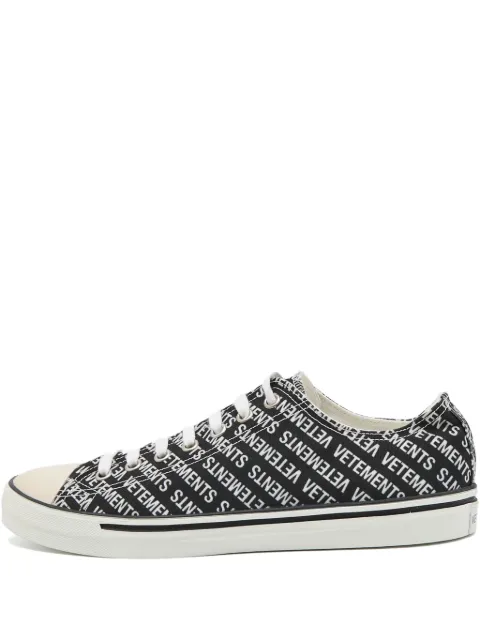 VETEMENTS logo-print canvas sneakers Black 900071