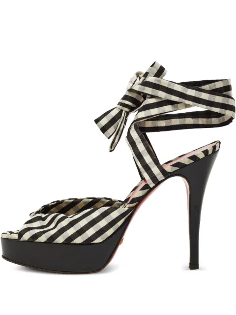 Dolce & Gabbana Pre-Owned gingham-patterned sandals Black 933256