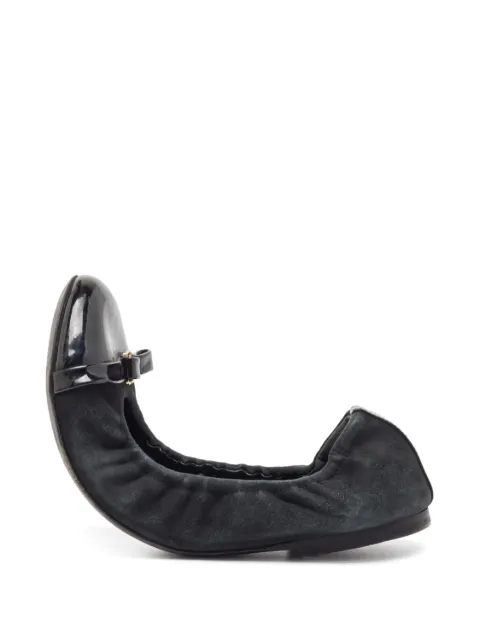 Louis Vuitton Pre-Owned 2024 suede ballet flats Black 890157