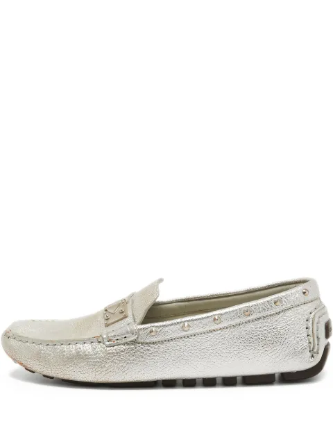 Louis Vuitton Pre-Owned metallic loafers Silver 768902