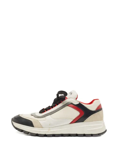 Prada Pre-Owned 2024 colour-block sneakers Neutrals 816609