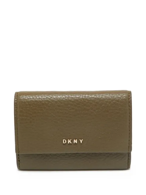 DKNY Vintage leather wallet Green 987451