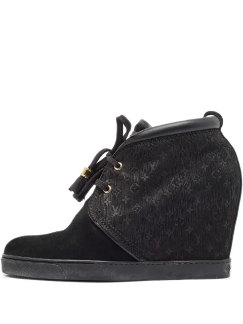 Louis Vuitton Pre-Owned leather sneakers Black 971645