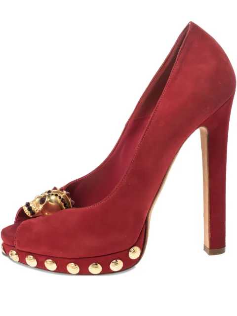 Alexander McQueen Pre-Owned 135mm skull studded pumps Red 261268