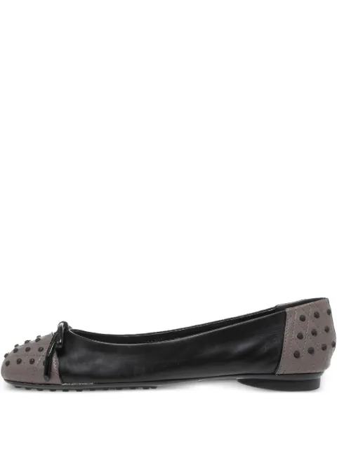 Tod's Vintage Pre-owned studded ballerina flats Black 324299