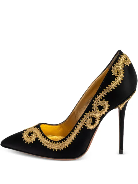 Manolo Blahnik pre-owned 110mm embroidered pointed-toe pumps Black 387356