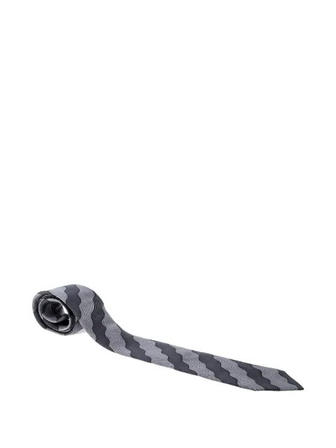 Giorgio Armani Pre-Owned wave-pattern silk tie Grey 142938