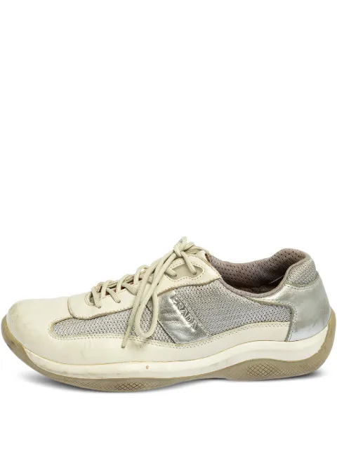 Prada Pre-Owned metallic-effect sneakers Grey 525273