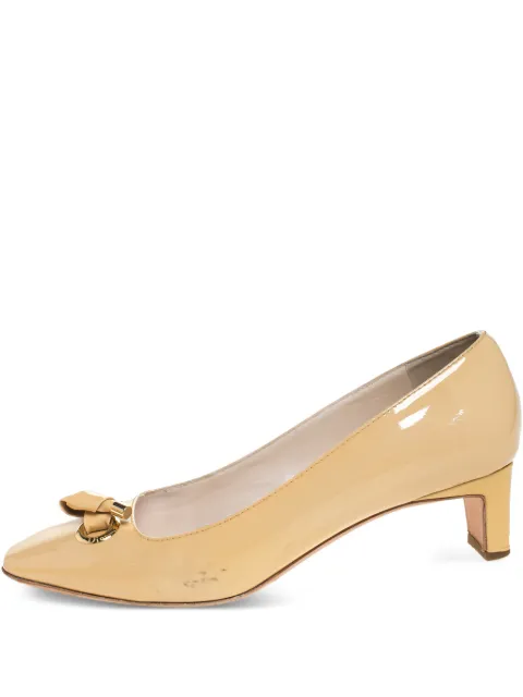 Christian Dior Pre-Owned patent-finish pumps Neutrals 259112