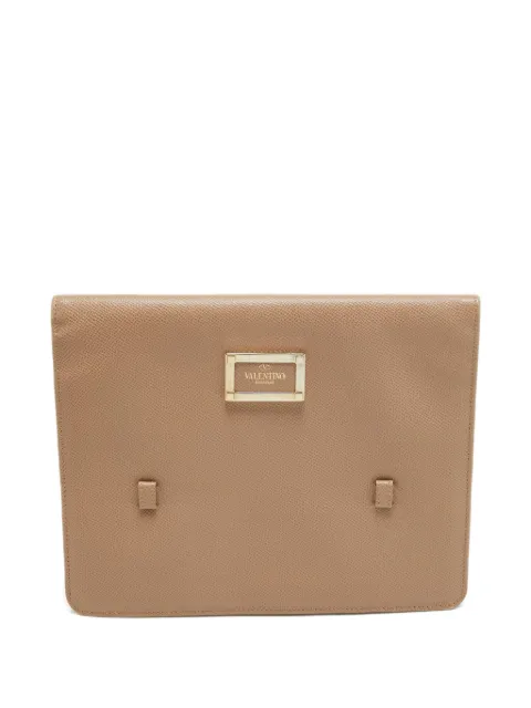 Valentino Garavani Pre-Owned leather logo-plaque clutch bag Neutrals 943424