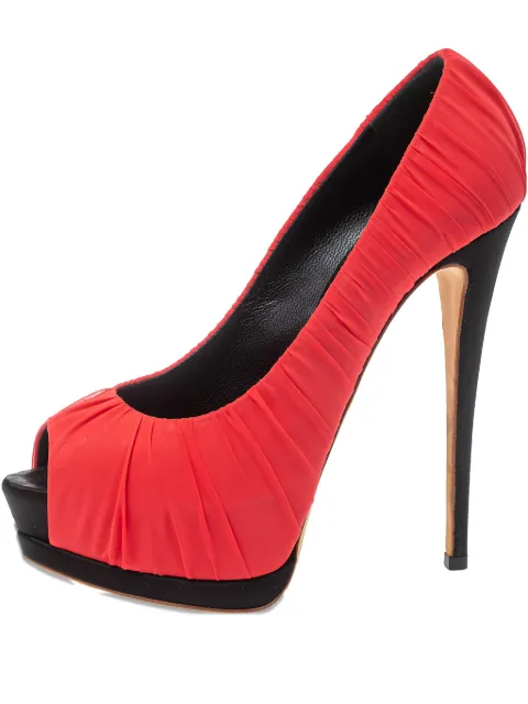 Giuseppe Zanotti Vintage Pre-owned 140mm puched pumps Red 377370