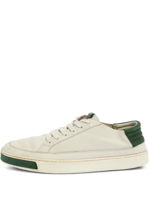 Gucci Pre-Owned leather sneakers White 339479