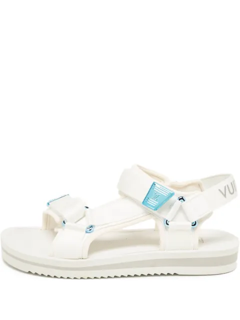 Louis Vuitton Pre-Owned logo-plaque sandals White 1088206
