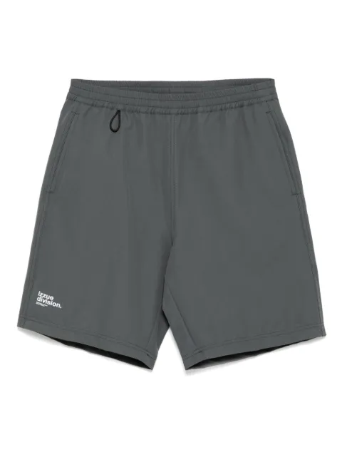 izzue logo-printed shorts Grey R6324U5