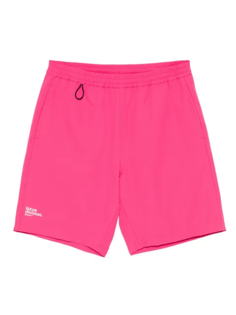 izzue logo-printed shorts Pink R6324U5