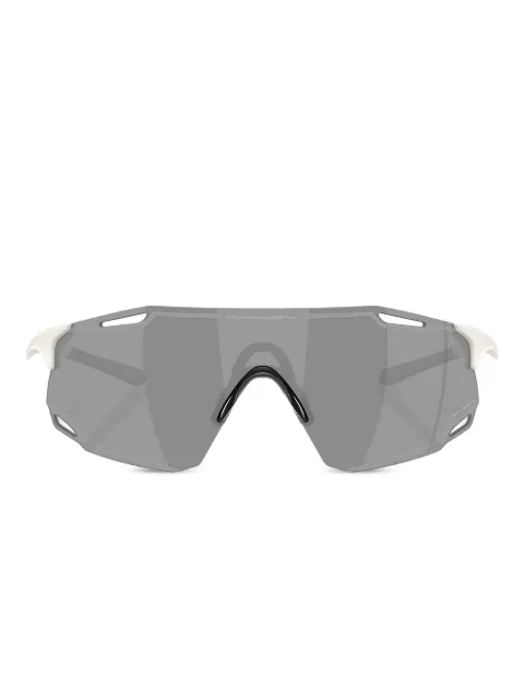 Oakley shield geometric sunglasses White OO9513D