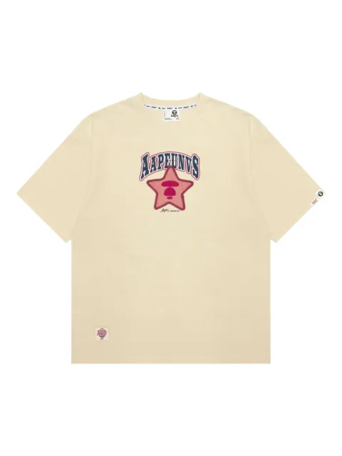 A BATHING APE® logo-print T-shirt Neutrals ATE1701XXO