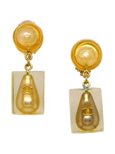 CHANEL Pre-Owned 1997 drop clip-on earrings Gold ER194281