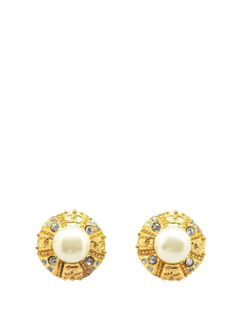 CHANEL Pre-Owned 1993 Gold Plated Round Faux Pearl Rhinestones Clip on Earrings costume earrings Gold ID1XR77X56REJ3BN