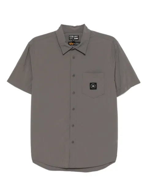 izzue logo-patch shirt Grey X8310U5