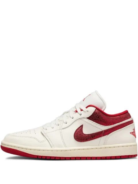Jordan low-top leather trainers White HJ9338