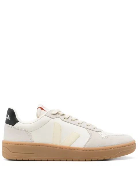 VEJA V 82 sneakers Neutrals VE3320759