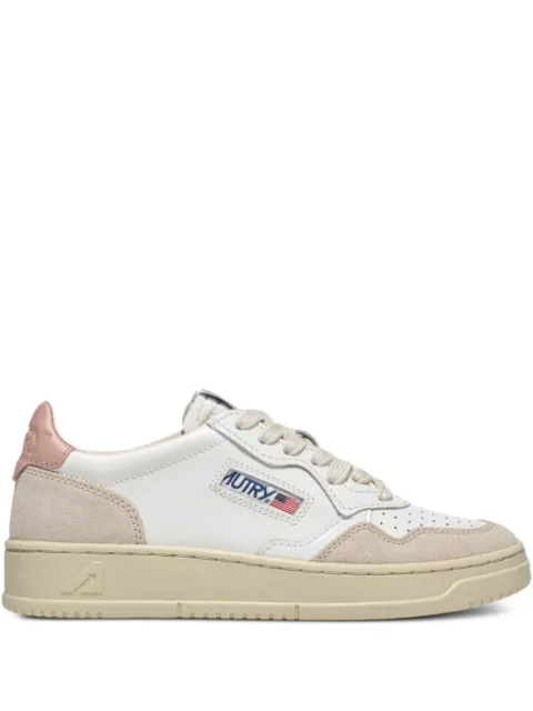 Autry Medalist low sneakers in white and powder leather and beige suede White AULWLS37
