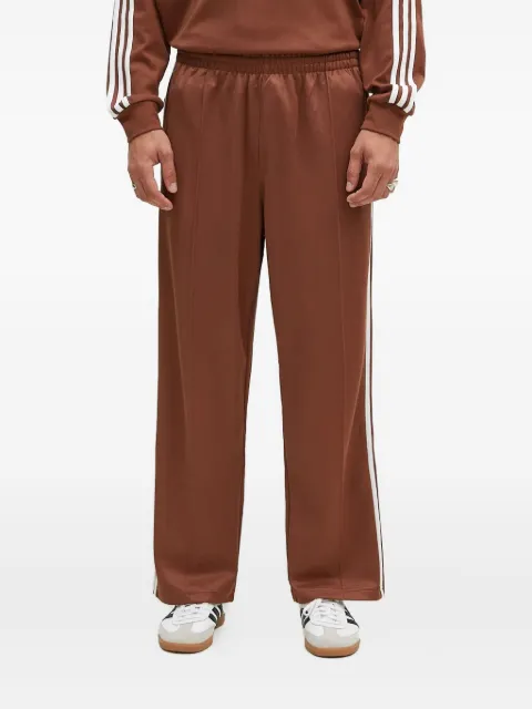 adidas three-stripe trousers Brown IZ2476