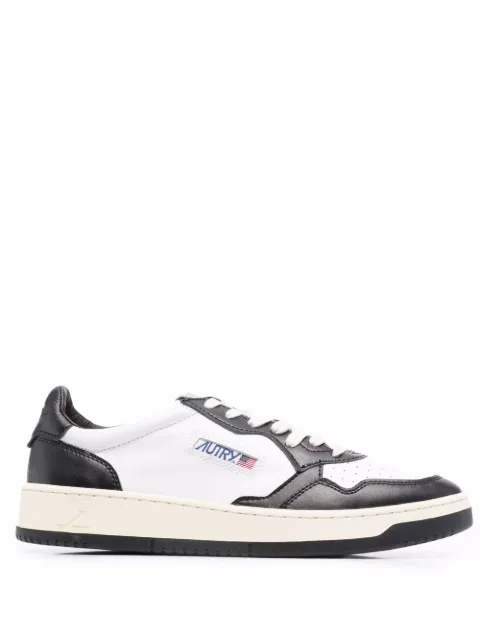 Autry Medalist low sneakers White AULMWB01