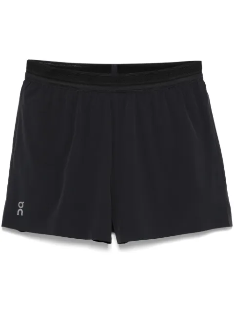 On 2/1 performance shorts Black 1WF10120553