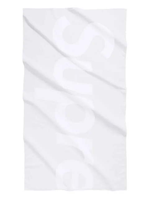 Supreme logo-jacquard beach towel White SU25036