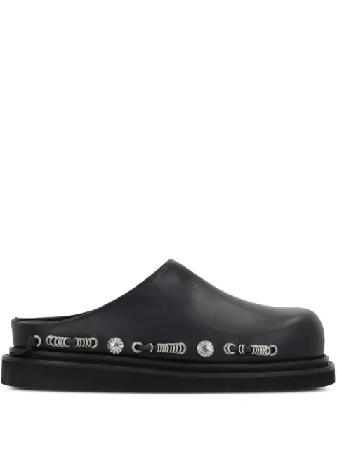 Toga Virilis studded clogs Black AJ1387