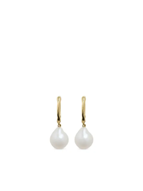 Monica Vinader 14K yellow gold small baroque pearl huggie earrings Gold YGEABBHUPRL