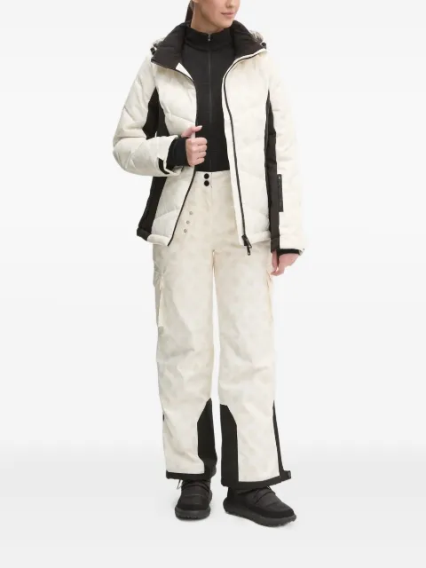 GUESS USA logo-print quilted ski jacket White W4PL3N